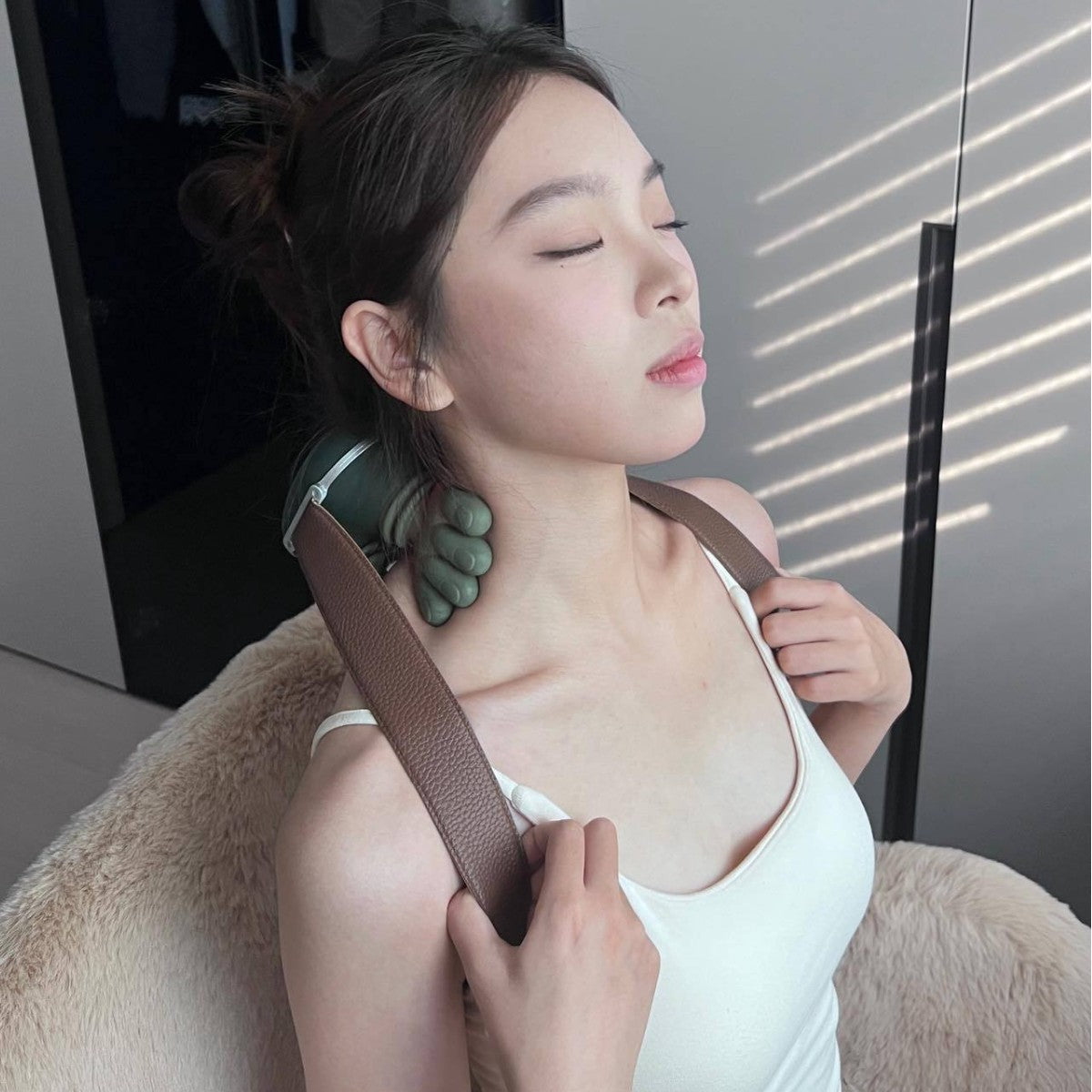 neck and shoulder massager